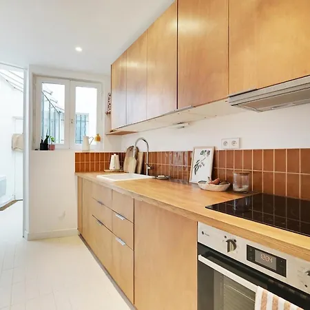 Charming With View - Montmartre District Appartamento Parigi